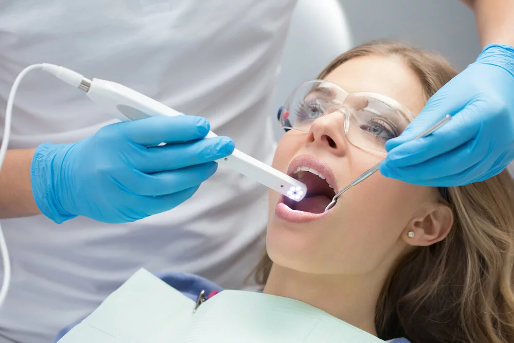 dentist-intraoral-camera